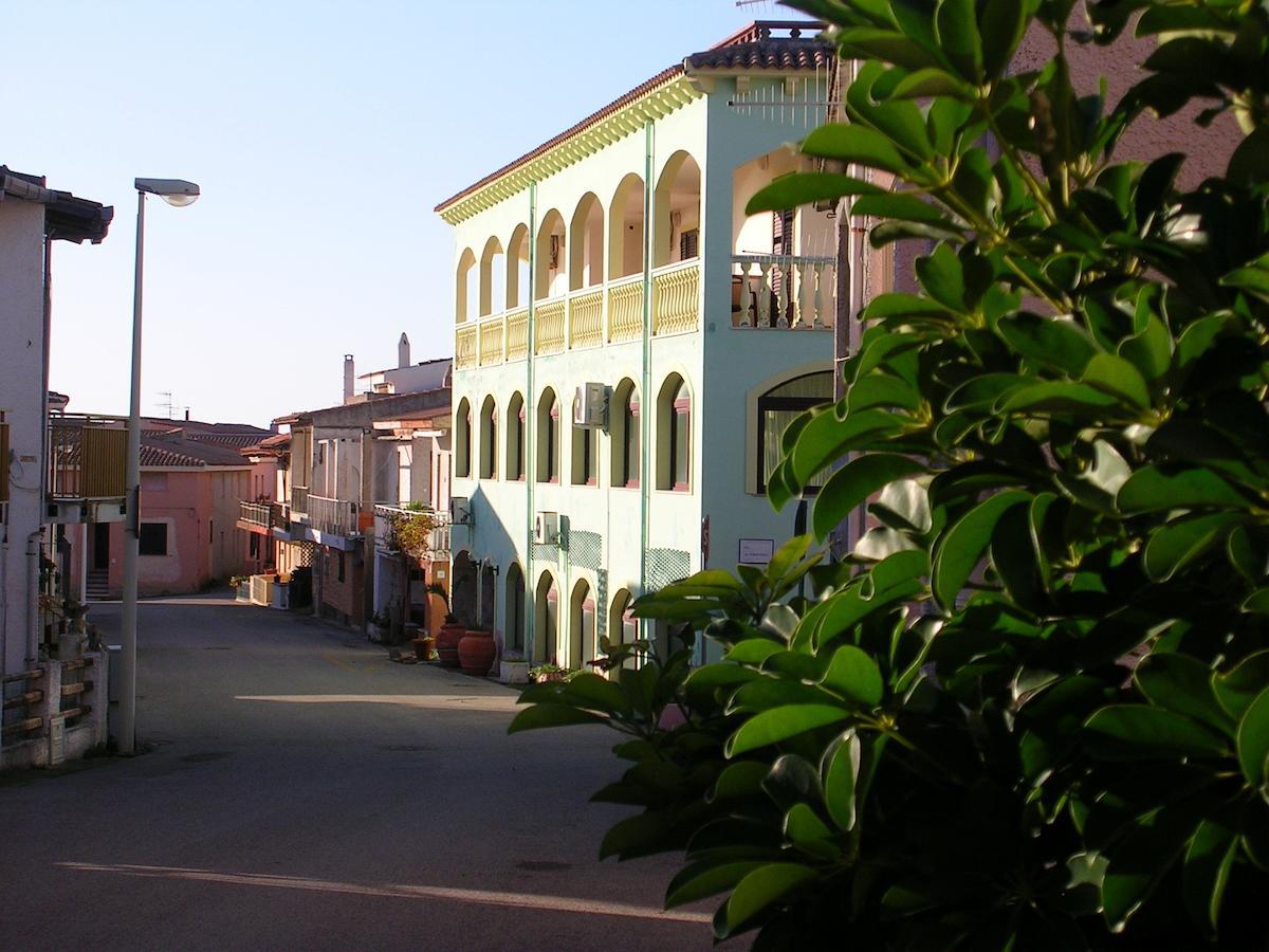 Hotel Smeraldo Canneddi ภายนอก รูปภาพ